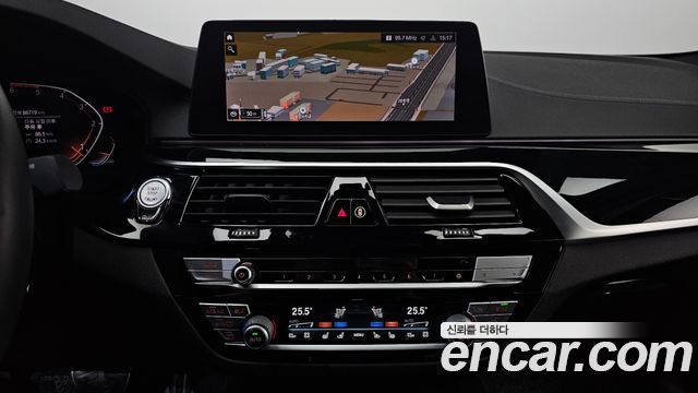 BMW 5 Series (G30) 520d M Sport Package Plus 2020 — фото 16