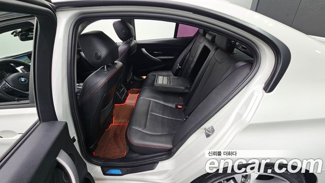 BMW 3 Series (F30) 320d Sport 2015 — фото 11
