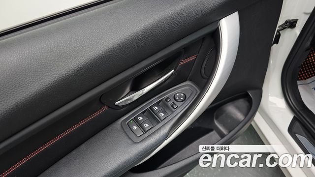BMW 3 Series (F30) 320d Sport 2015 — фото 13