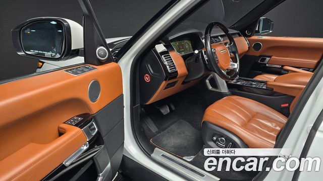 Land Rover Range Rover (IV) 4.4 SDV8 AB DIESEL 2017 — фото 11