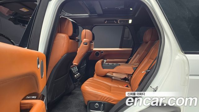 Land Rover Range Rover (IV) 4.4 SDV8 AB DIESEL 2017 — фото 12