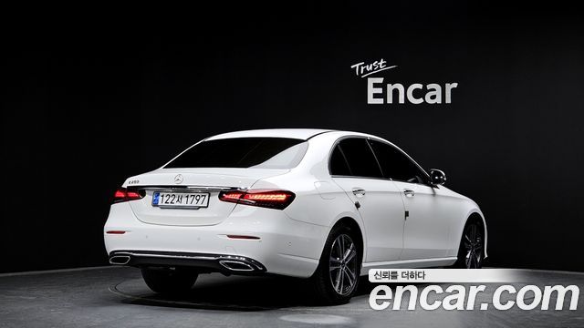 Mercedes-Benz E-Class (W213) E250 Avantgarde 2023 — фото 2