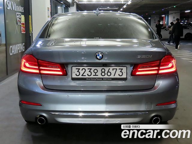 BMW 5 Series (G30) 520i Luxury 2018 — фото 5