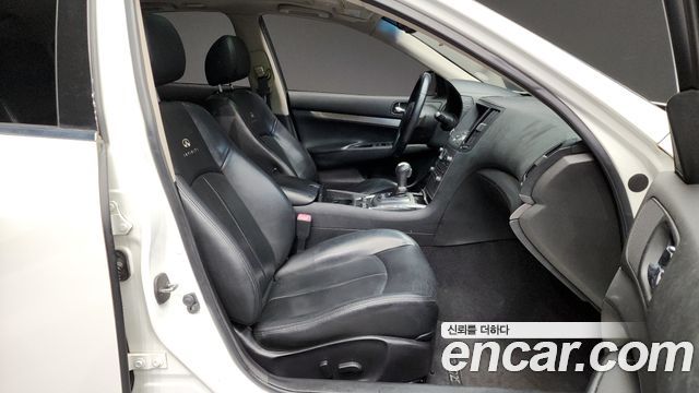 Infiniti G25 Sedan Premium V36 2011 — фото 11