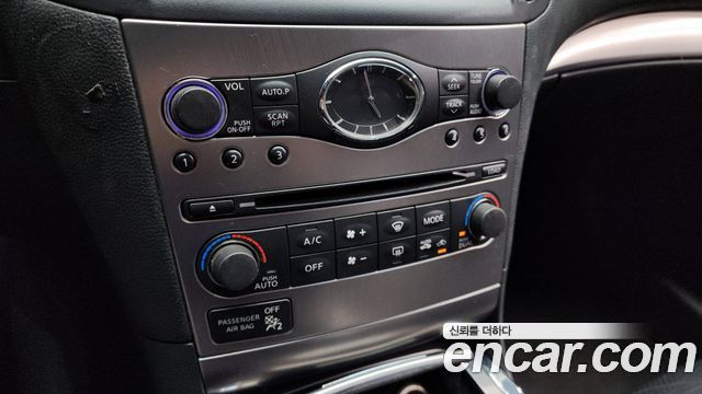 Infiniti G25 Sedan Premium V36 2011 — фото 18