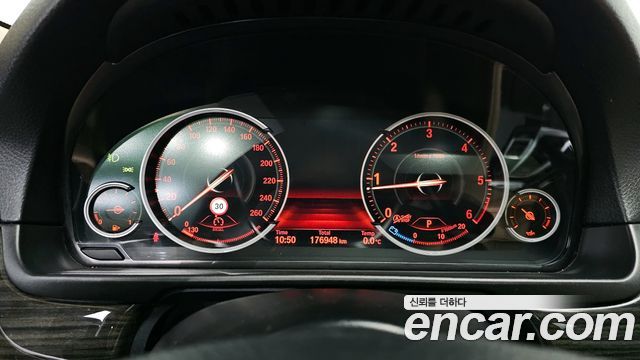 BMW 5 Series (F10) 520d xDrive Luxury Plus 2015 — фото 8