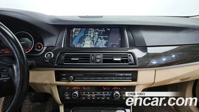BMW 5 Series (F10) 520d xDrive Luxury Plus 2015 — фото 15