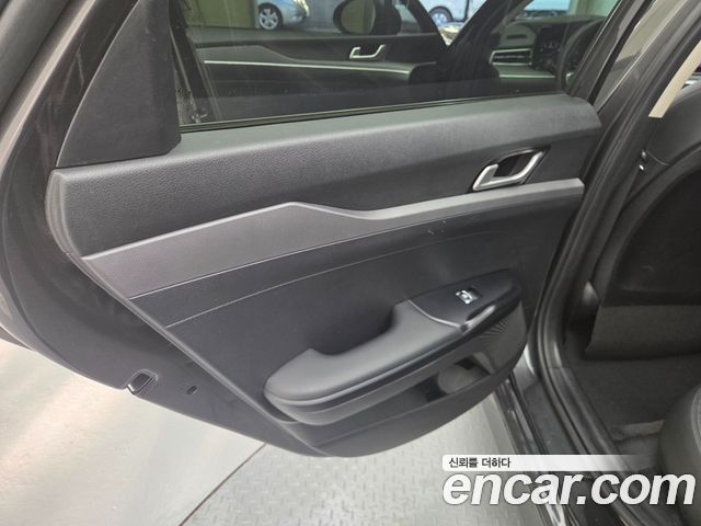Kia K5 (III) 2.0 Trendy 2021 — фото 10