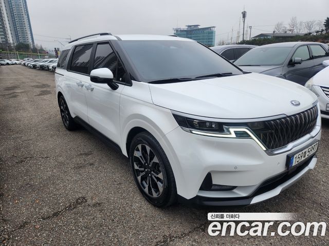 Kia Carnival 9-Seater Prstige 2021 — фото 2