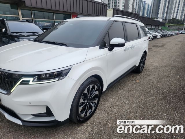 Kia Carnival 9-Seater Prstige 2021 — фото 3