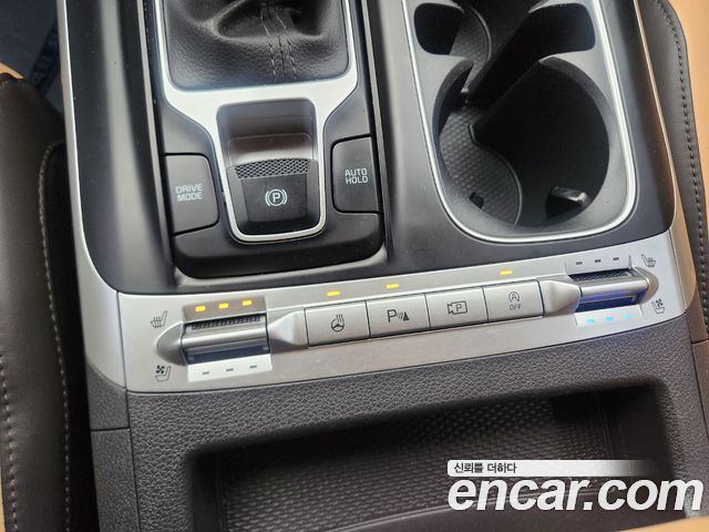 Kia Carnival 9-Seater Prstige 2021 — фото 18