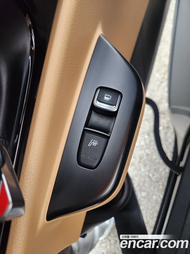 Kia Carnival 9-Seater Prstige 2021 — фото 21