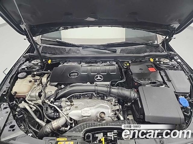 Mercedes-Benz CLA-Class (C118) CLA250 4MATIC 2021 — фото 6