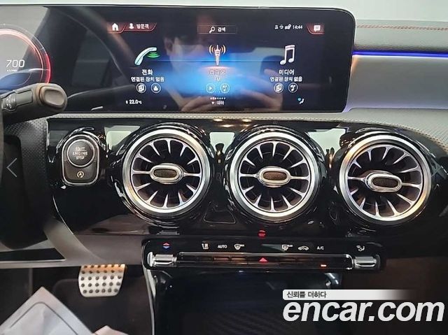 Mercedes-Benz CLA-Class (C118) CLA250 4MATIC 2021 — фото 20