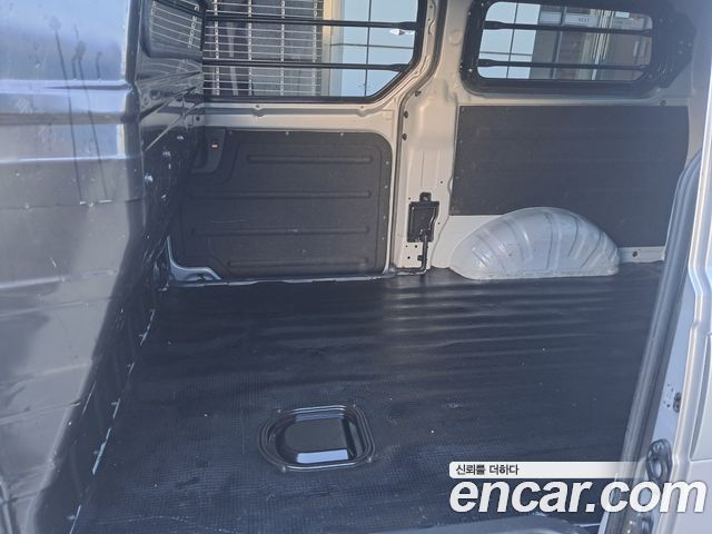 Hyundai Grand Starex Van 3-Seater Smart 2021 — фото 20