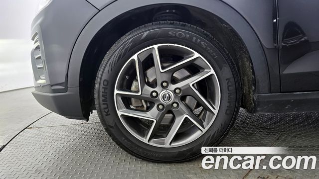 KG Mobility (SsangYong) Very New Tivoli Gasoline 1.5 2WD V3 2022 — фото 5