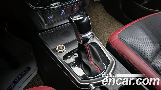 KG Mobility (SsangYong) Very New Tivoli Gasoline 1.5 2WD V3 2022 — фото 9