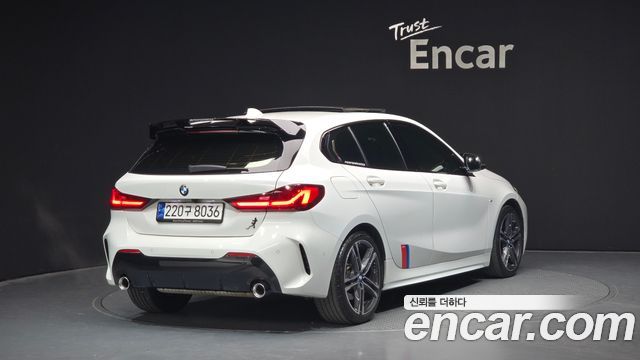 BMW 1 Series (F40) 120i M Sports 2023 — фото 2