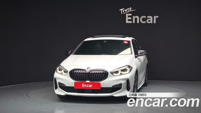 BMW 1 Series (F40) 120i M Sports 2023 — фото 3