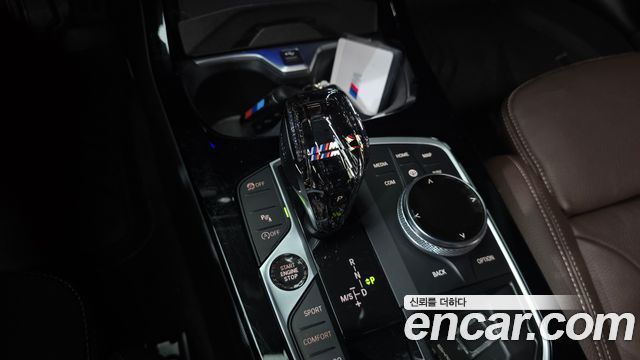 BMW 1 Series (F40) 120i M Sports 2023 — фото 9