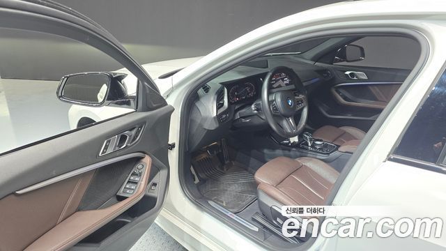 BMW 1 Series (F40) 120i M Sports 2023 — фото 10