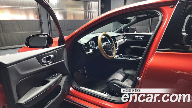 Volvo S60 (III) B5 R-Design 2022 — фото 10