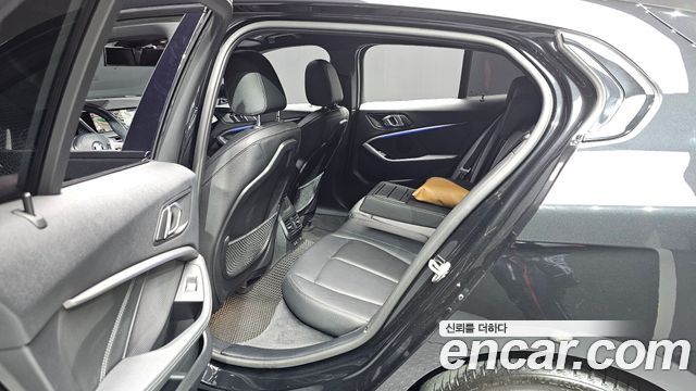 BMW 1 Series (F40) 120i M Sports 2022 — фото 12