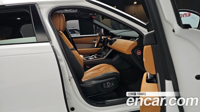 Land Rover Range Rover Velar 3.0 D300 R-Dynamic HSE 2020 — фото 11