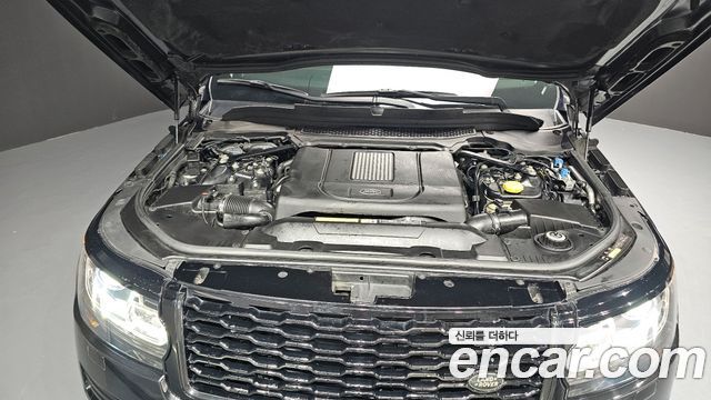 Land Rover Range Rover (IV) 4.4 SDV8 AB LWB DIESEL 2016 — фото 6