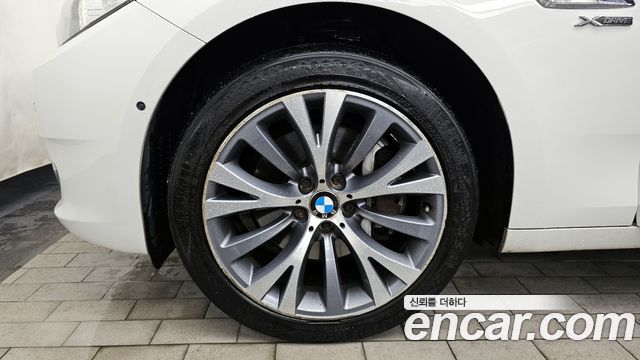 BMW 5 Series GT (F07) GT 30d xDrive 2013 — фото 5