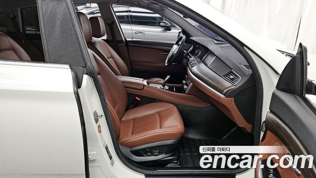 BMW 5 Series GT (F07) GT 30d xDrive 2013 — фото 11