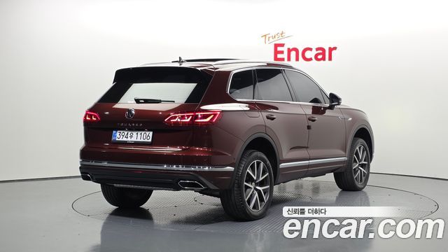 Volkswagen Touareg (III) 3.0 TDI Prestige 2023 — фото 2