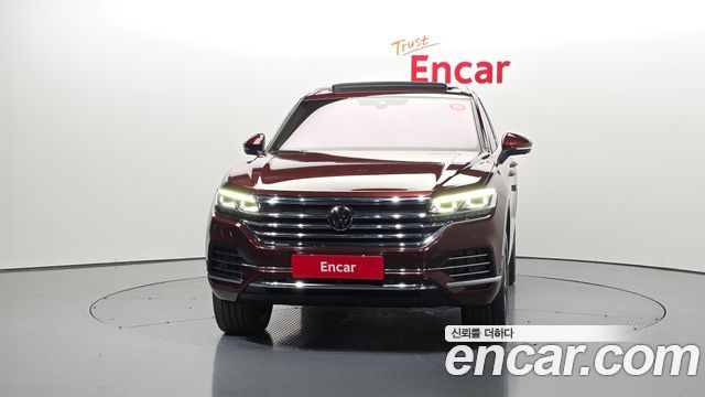 Volkswagen Touareg (III) 3.0 TDI Prestige 2023 — фото 3