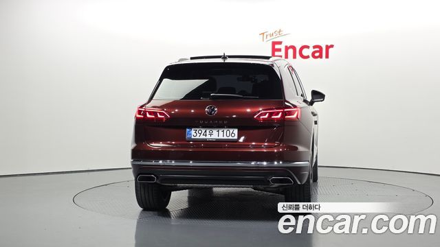 Volkswagen Touareg (III) 3.0 TDI Prestige 2023 — фото 4
