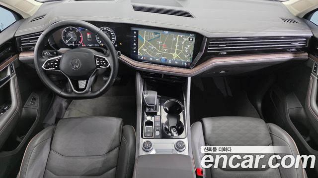 Volkswagen Touareg (III) 3.0 TDI Prestige 2023 — фото 7