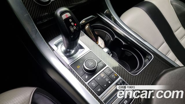 Land Rover Range Rover Sport (II) 5.0 SVR 2016 — фото 9
