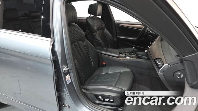 BMW 5 Series (G30) 530i M Sport Package Plus 2018 — фото 10
