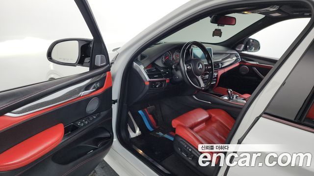 BMW X5M (F15) 4.4 2015 — фото 10