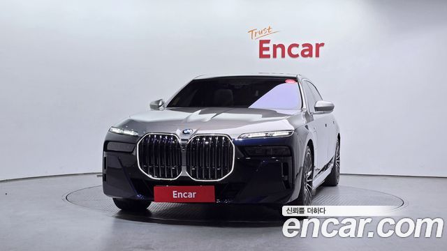 BMW 7 Series (G70) 750e xDrive M Sport 2025 — фото 3