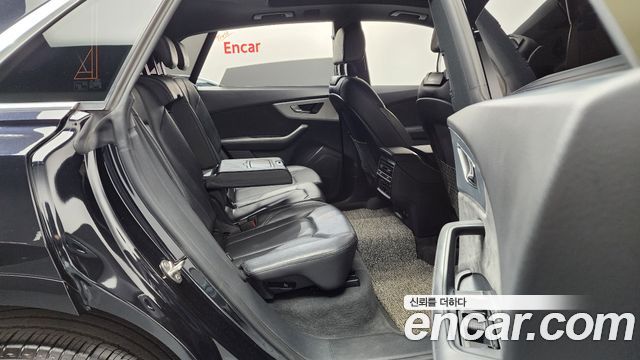 Audi Q8 (4M) 45 TDI Quattro Premium 2021 — фото 12