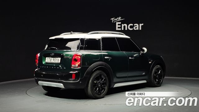 MINI Cooper D Countryman ALL4 2nd 2018 — фото 2