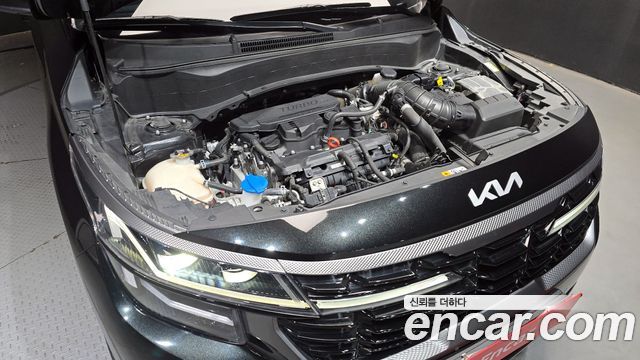 Kia Seltos Gasoline 1.6 Turbo 2WD Gravity 2023 — фото 6