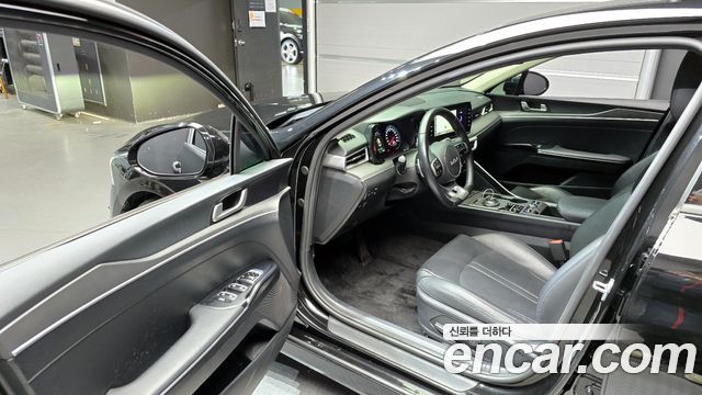 Kia K5 (III) 1.6 Turbo Prestige 2023 — фото 11