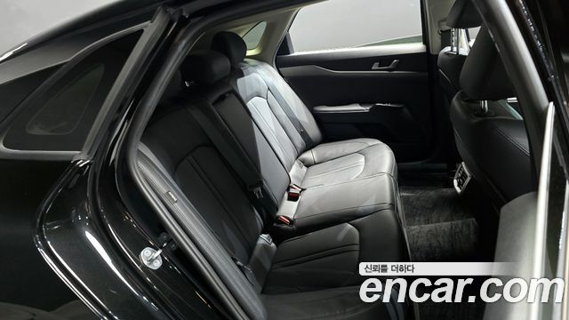 Kia K5 (III) 1.6 Turbo Prestige 2023 — фото 12