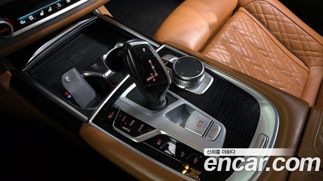 BMW 7 Series (G11) 745Le iPerformance M Sport 2020 — фото 9