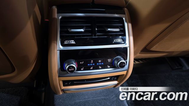 BMW 7 Series (G11) 745Le iPerformance M Sport 2020 — фото 23