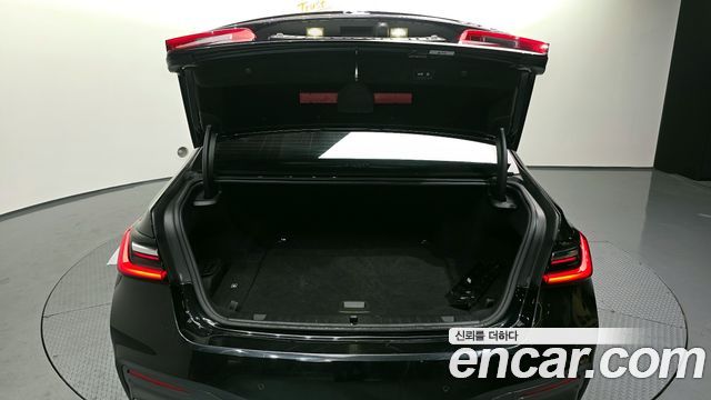 BMW 7 Series (G11) 745Le iPerformance M Sport 2020 — фото 24