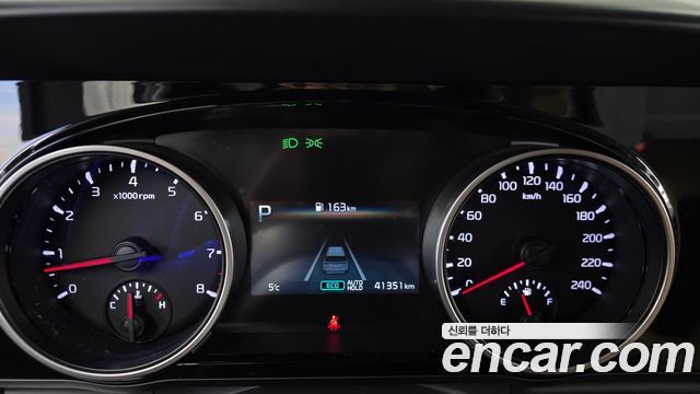 Kia Carnival (IV) Gasoline 9-Seater Prestige 2023 — фото 8
