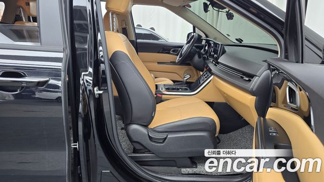 Kia Carnival (IV) Gasoline 9-Seater Prestige 2023 — фото 11