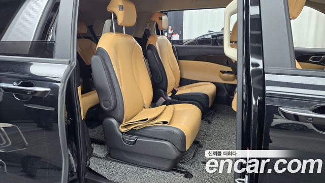 Kia Carnival (IV) Gasoline 9-Seater Prestige 2023 — фото 12